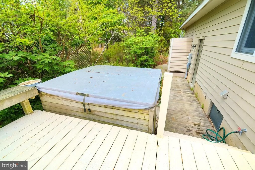 Photo of 208 POND VIEW DRIVE