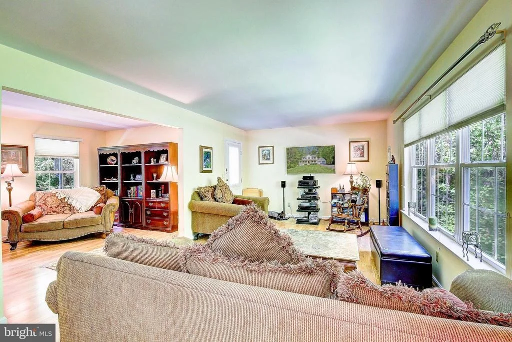 Photo of 10945 TWO SISTERS LANE