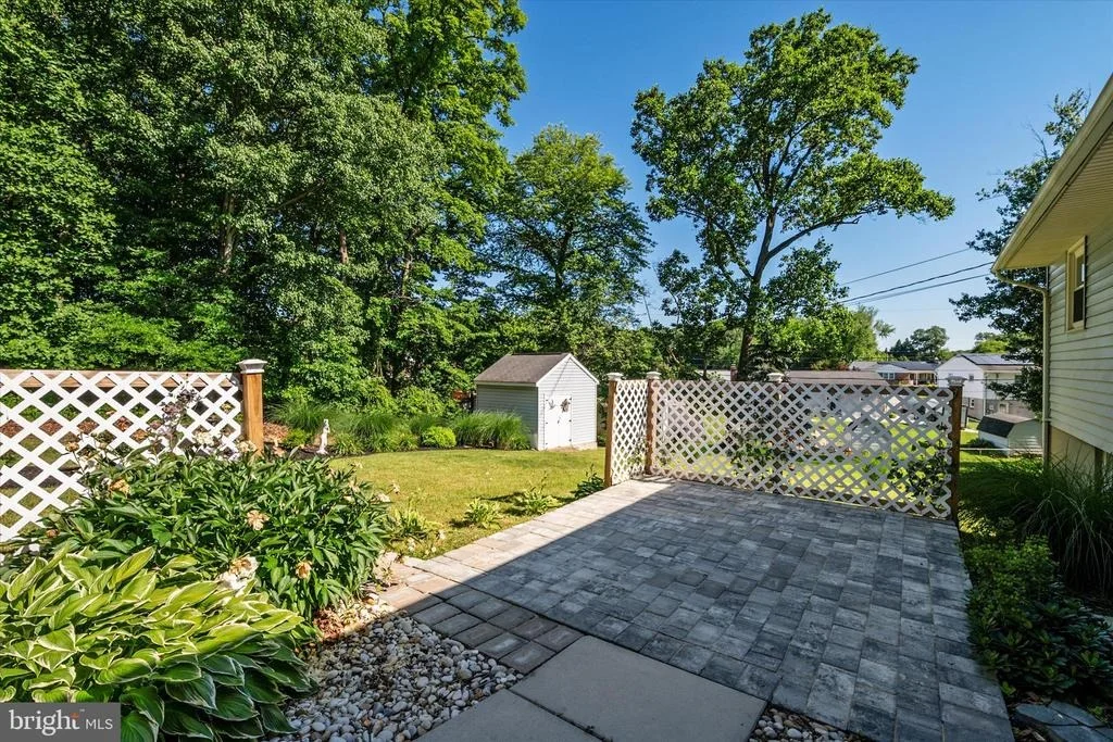 Photo of 596 FOREST VIEW ROAD