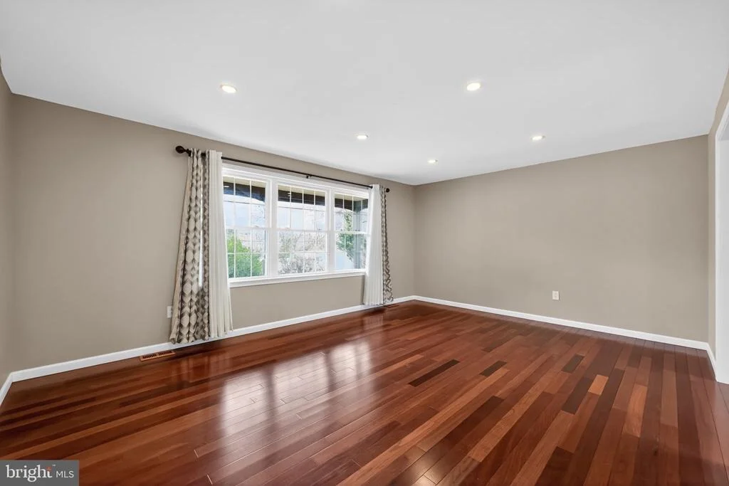 Photo of 1200 CARDINAL LANE