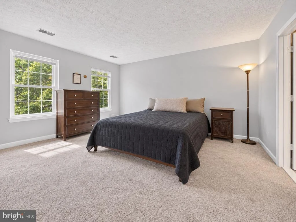 Photo of 5435 SIR DOUGLAS DRIVE
