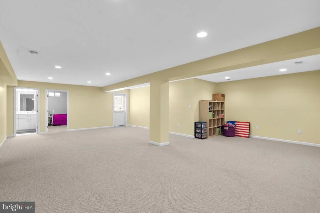 Photo of 220 GALYN