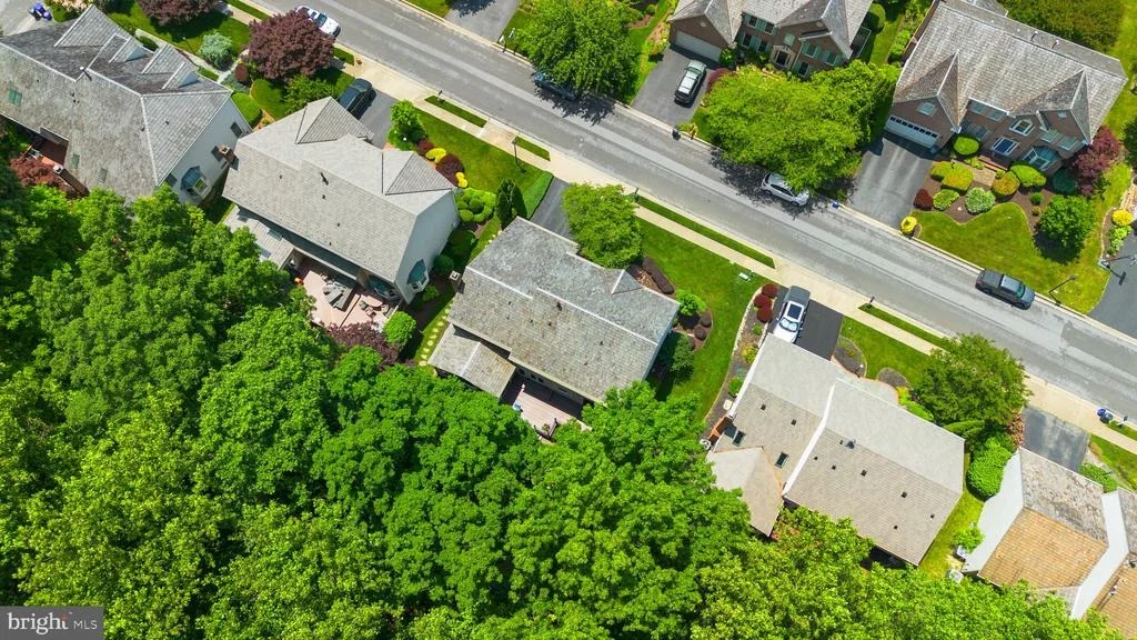 Photo of 17705 GLOBE THEATRE DRIVE