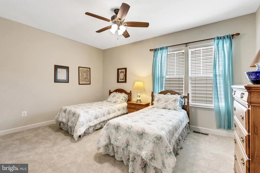 Photo of 816 HOLDEN ROAD