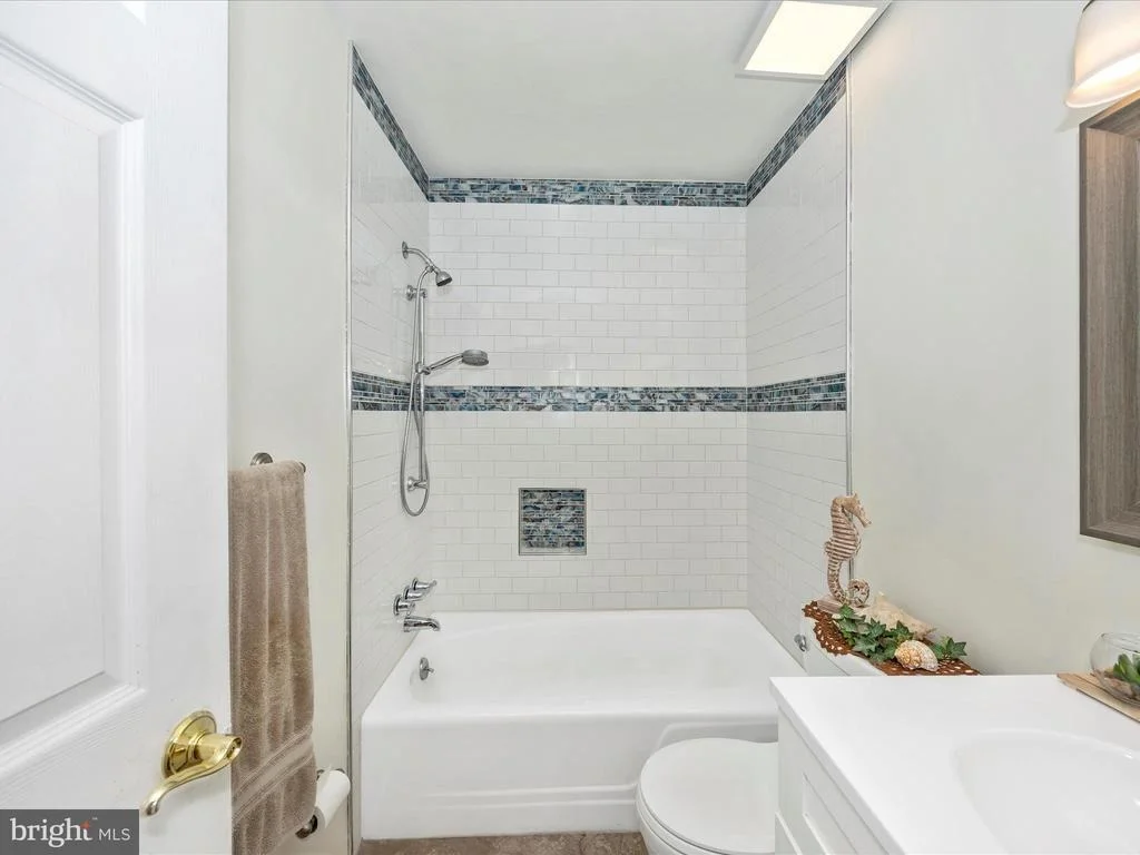 Photo of 5634 SHOOKSTOWN ROAD