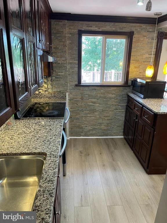 Photo of 4502 CUB RUN ROAD