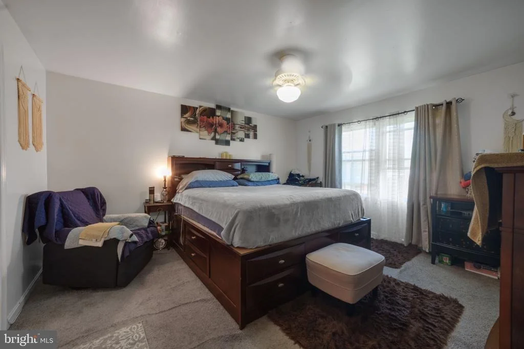 Photo of 8916 TRUBADOR DRIVE