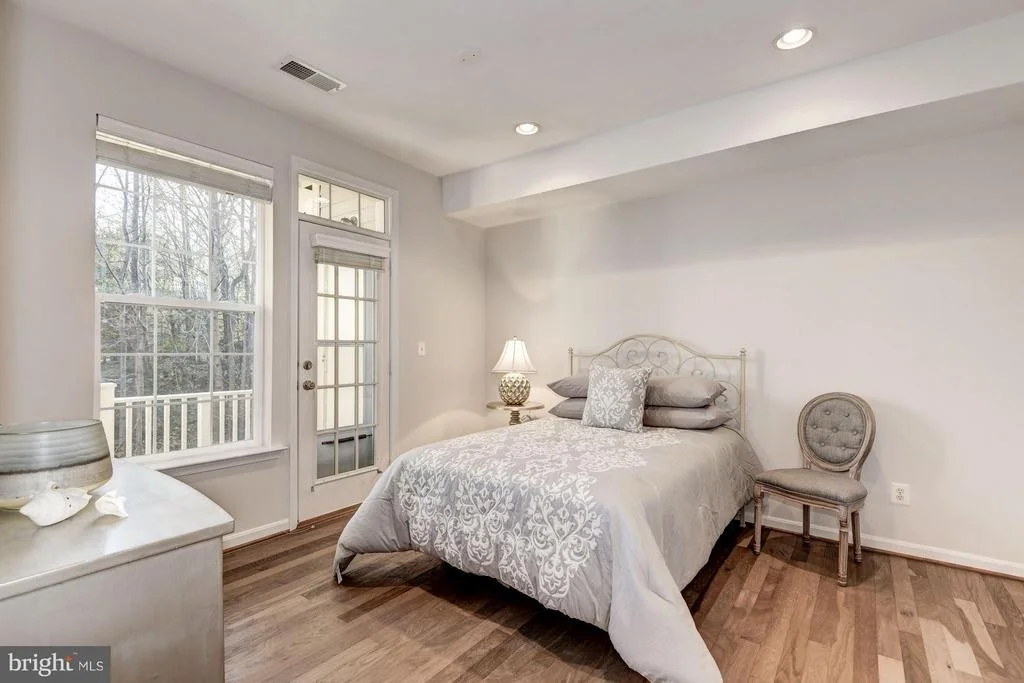 Photo of Unit M at 1307 WINDLEAF DRIVE