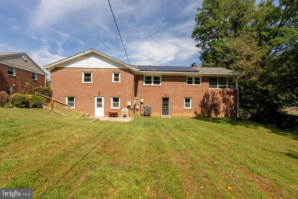 Photo of 9117 FREDERICK ROAD