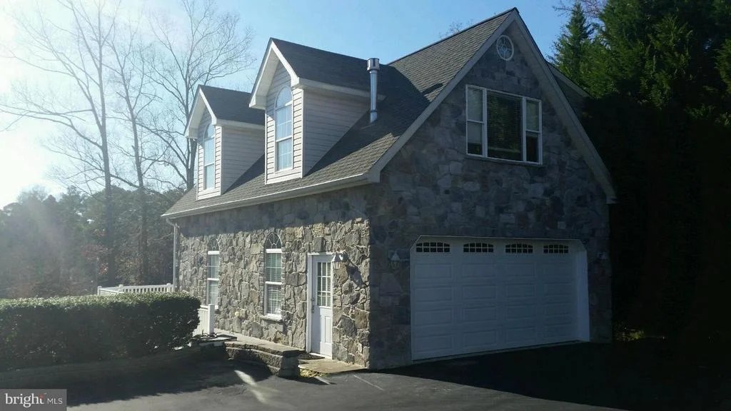 Photo of 2385 CAPE LEONARD DRIVE