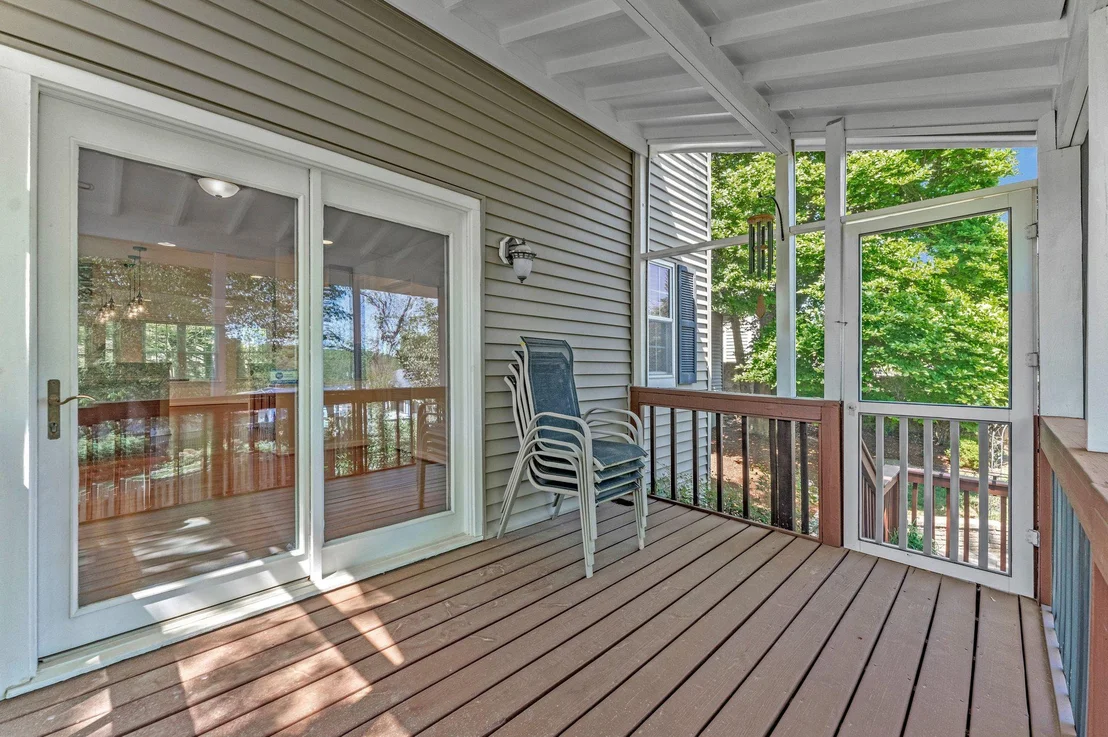 Photo of 3683 BLENHEIM BOULEVARD