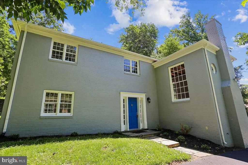 Photo of 12811 LACY DRIVE