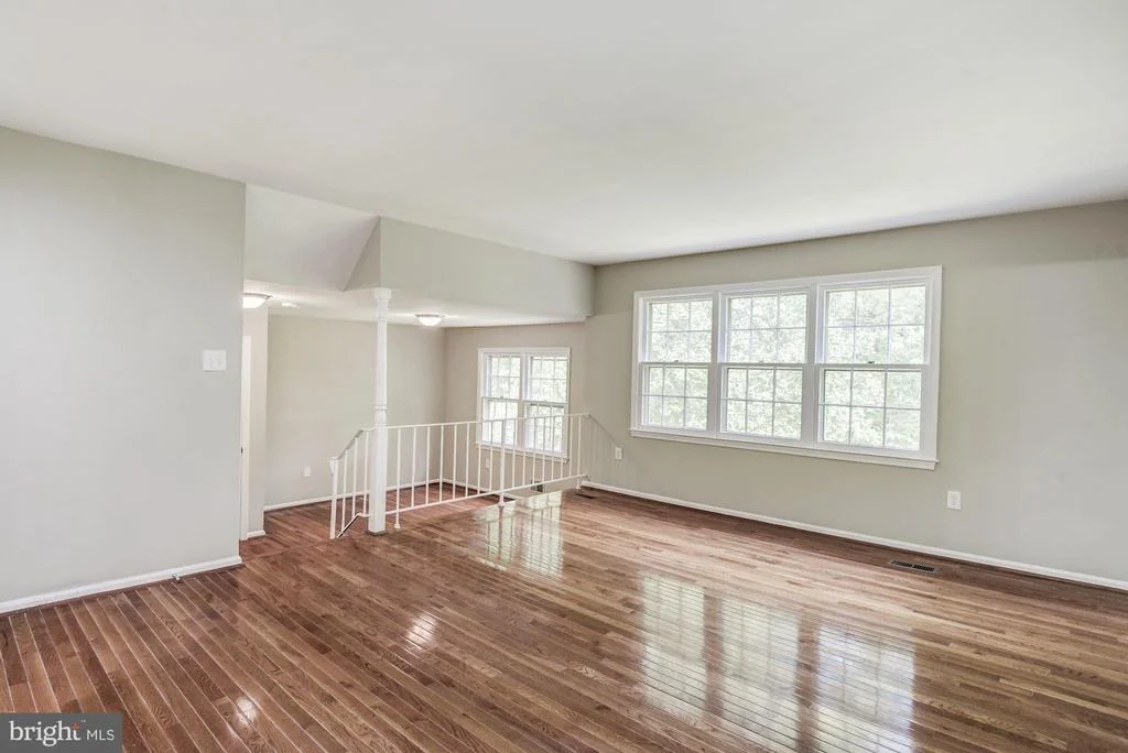 Photo of 15020 WELLWOOD ROAD