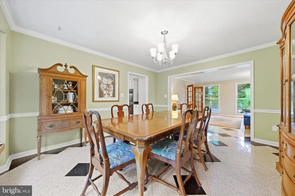 Photo of 9005 SHADYBROOK DRIVE