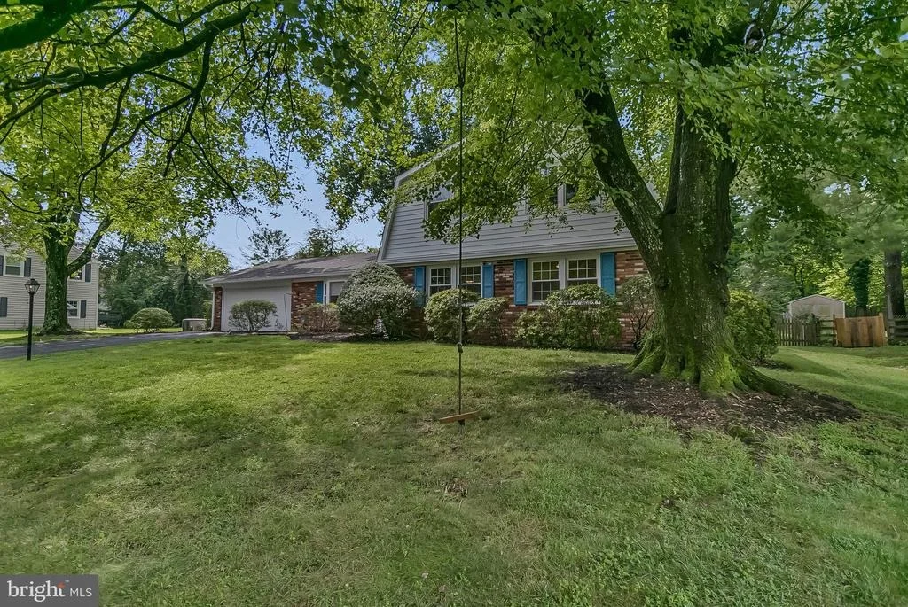 Photo of 2908 BLUFF POINT LANE