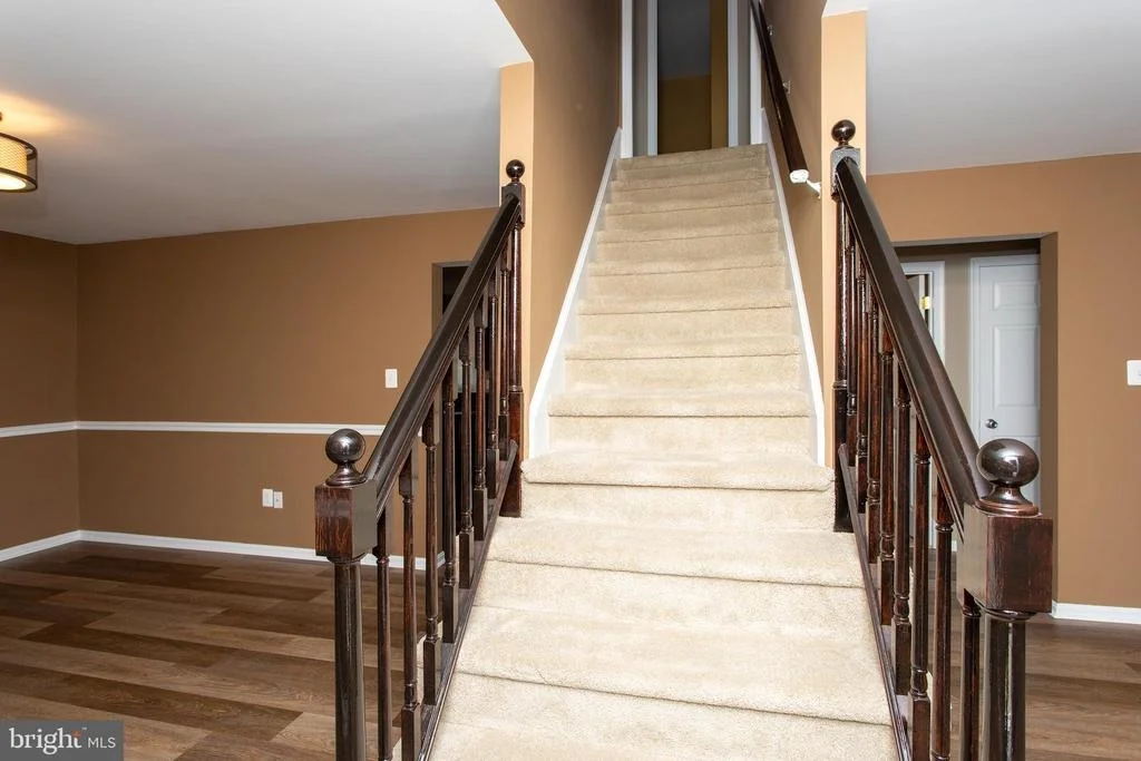 Photo of 540 THUNDERBIRD DRIVE