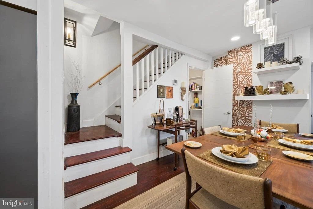 Photo of 3355 FALLS ROAD