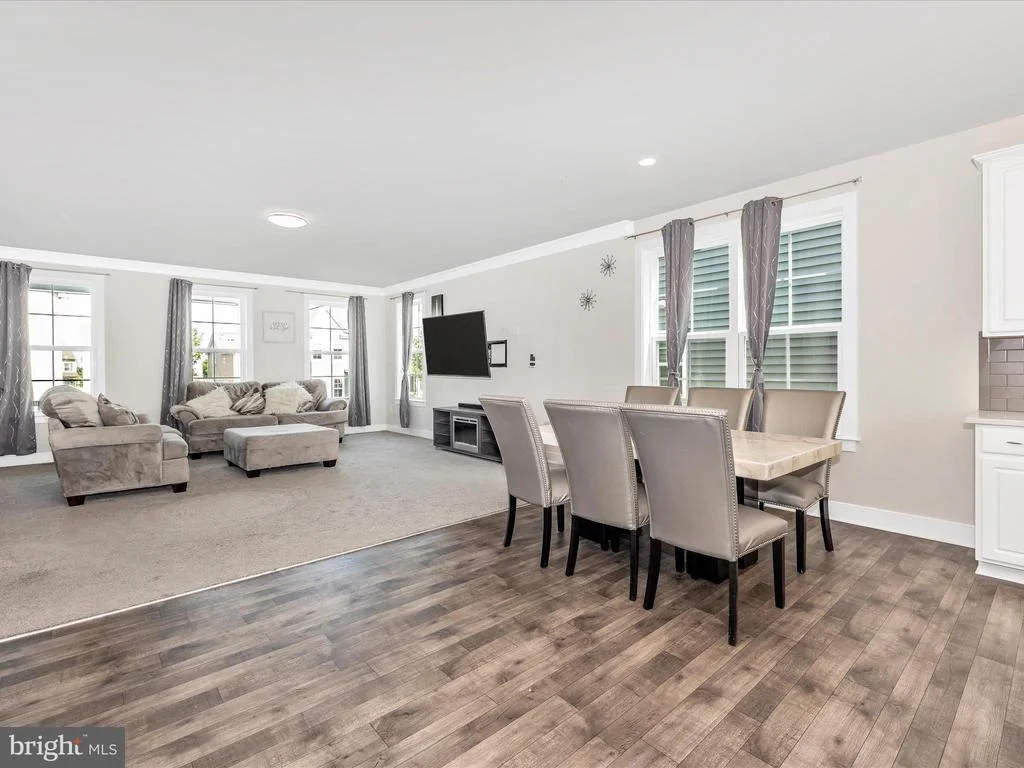 Photo of 1807 FAIRWAY LANE