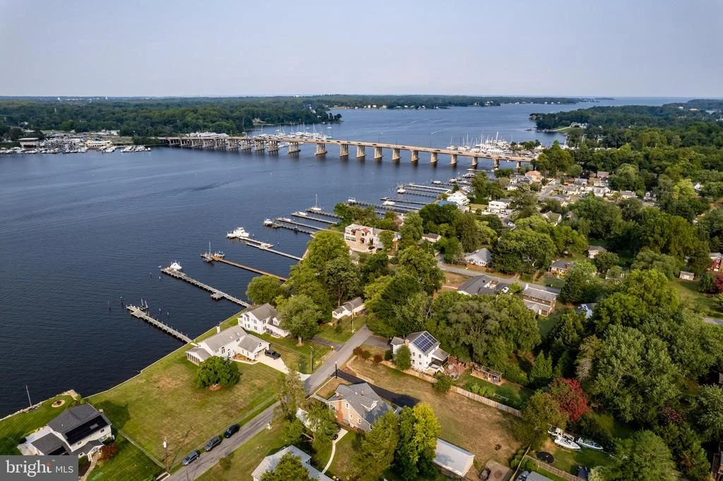 Photo of 208 EDGEWATER DRIVE
