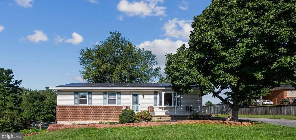 Photo of 5619 MANOR DRIVE