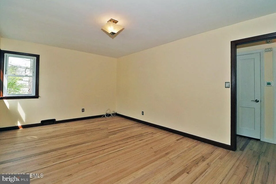 Photo of 794 BURNT TAVERN ROAD