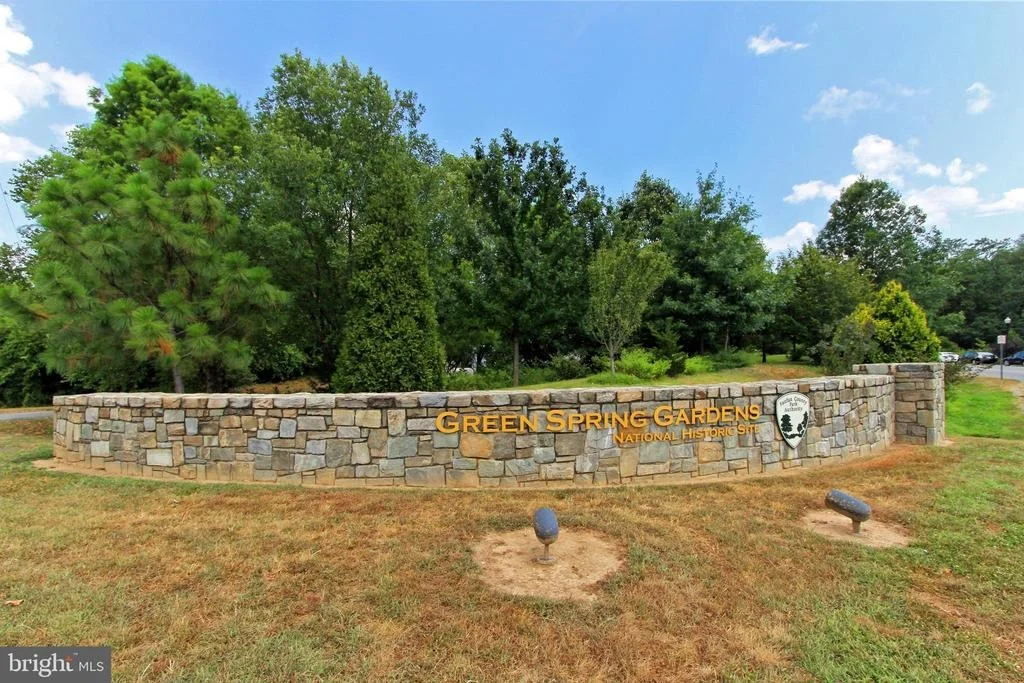Photo of 5002 REGINA DRIVE