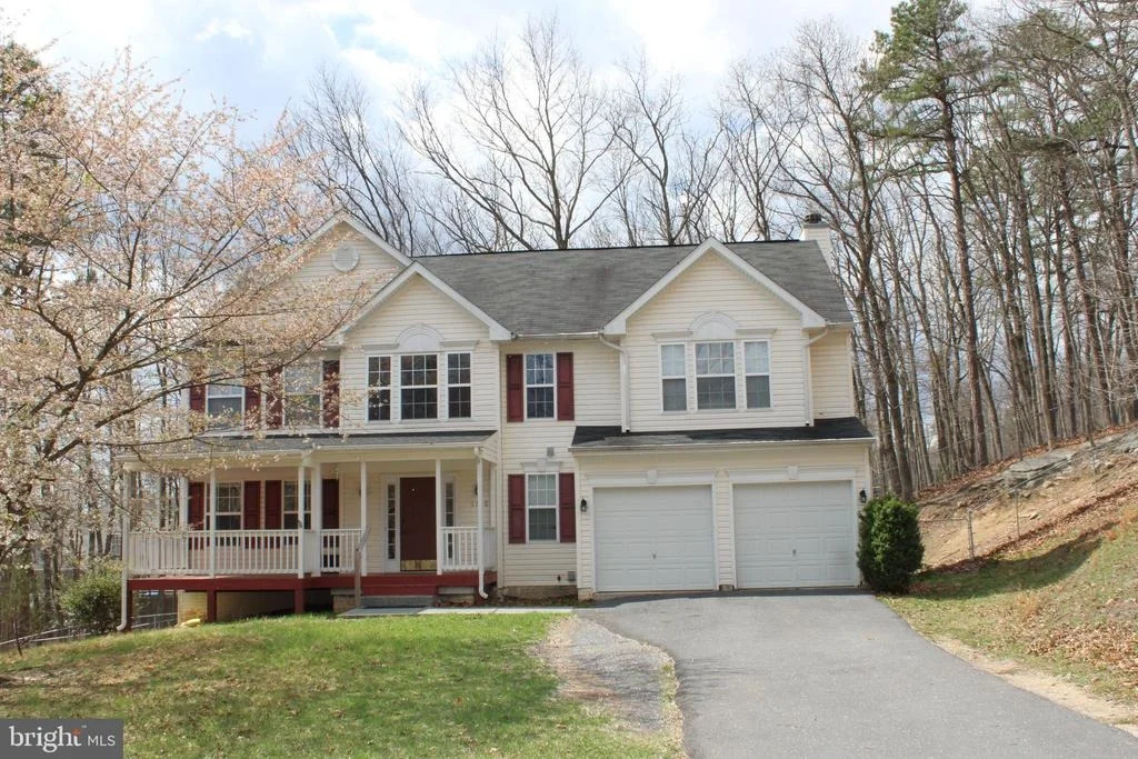 Photo of 1105 HENRY DRIVE