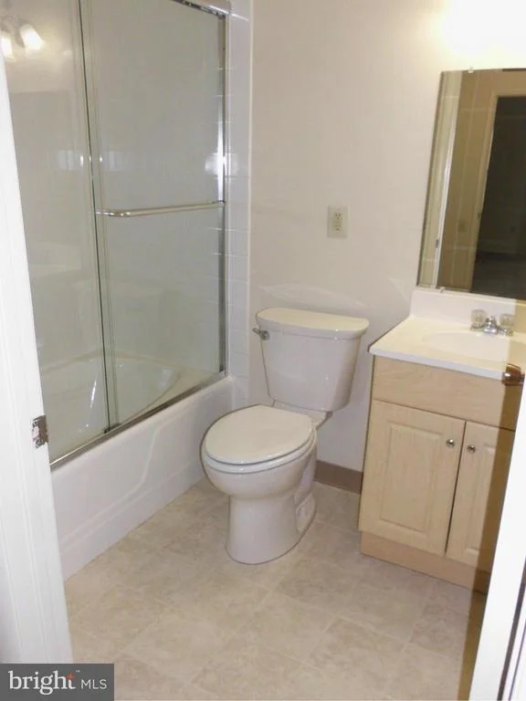 Photo of Unit 101F at 3642 GLENEAGLES DRIVE
