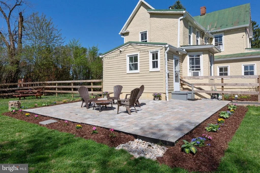 Photo of 27214 RIDGE ROAD