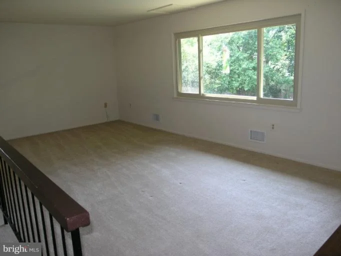 Photo of 6826 VANTAGE DRIVE