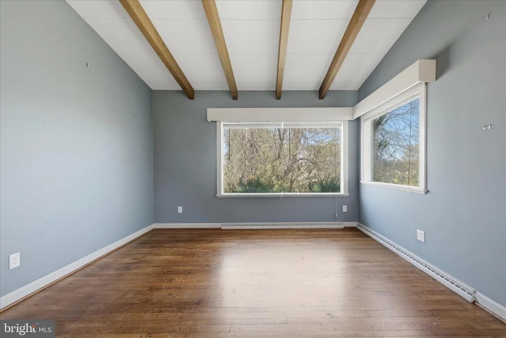 Photo of 2517 FIVE POINTS ROAD