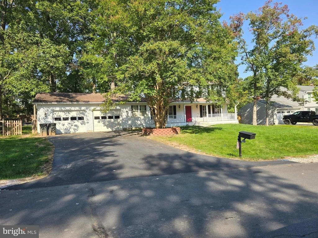 Photo of 2298 ARCHDALE ROAD