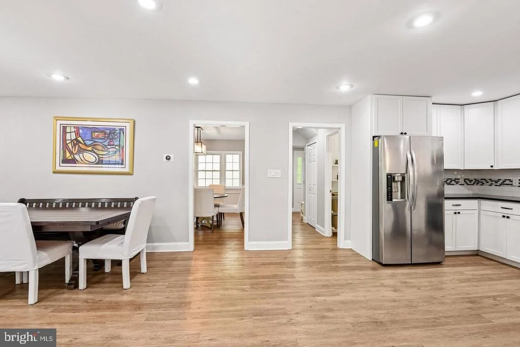 Photo of 8715 CRESTMONT LANE