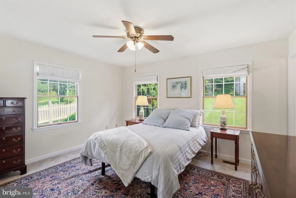 Photo of 4507 REMOUNT ROAD