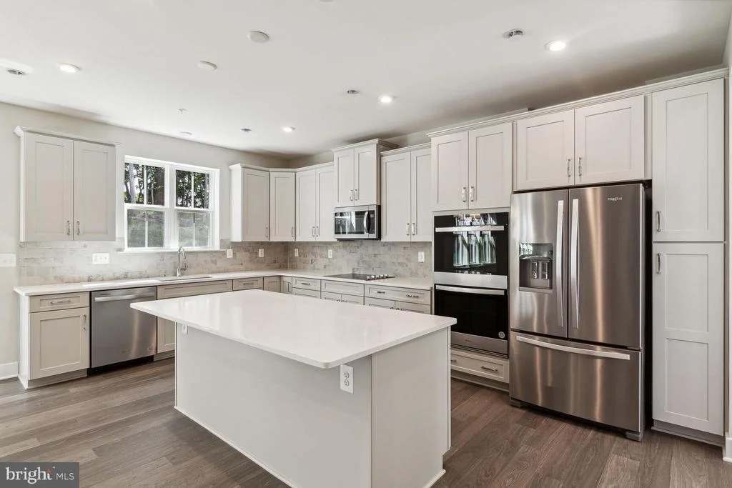 Photo of 4022 MILNER ROAD