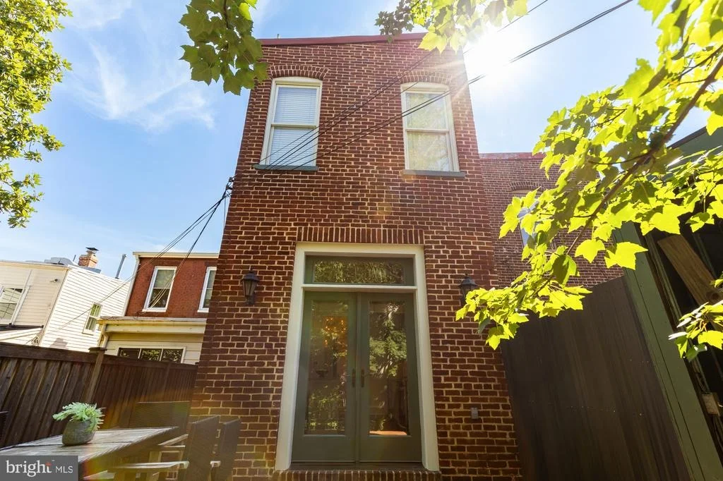 Photo of 117 11TH STREET SE