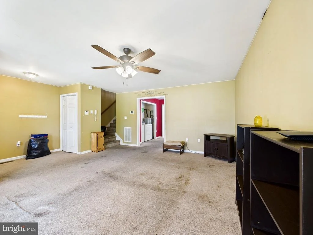 Photo of 1176 W 6TH STREET