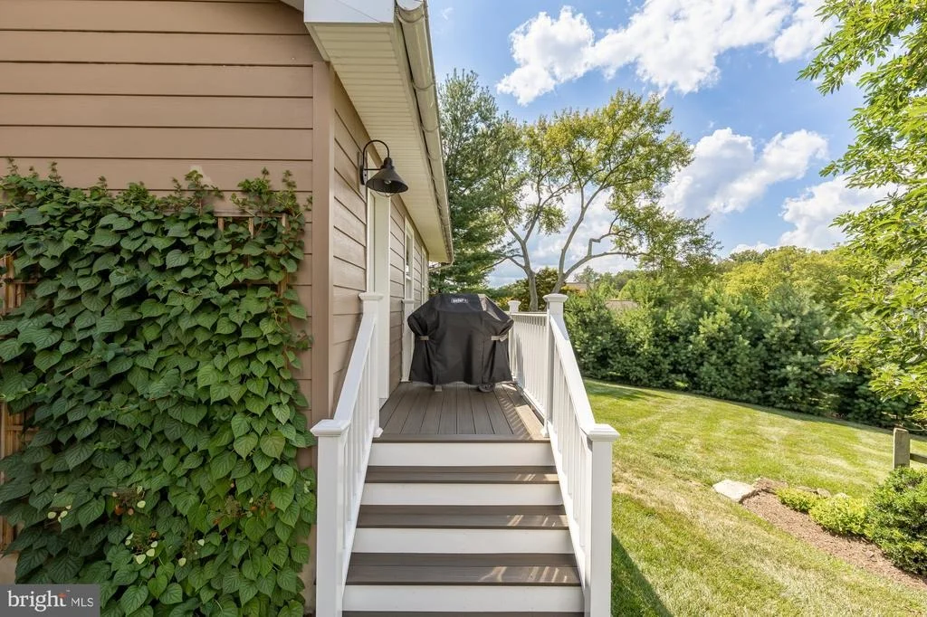 Photo of 1102 DULANEY GATE CIRCLE
