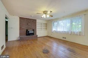 Photo of 321 SOUTHWEST DRIVE
