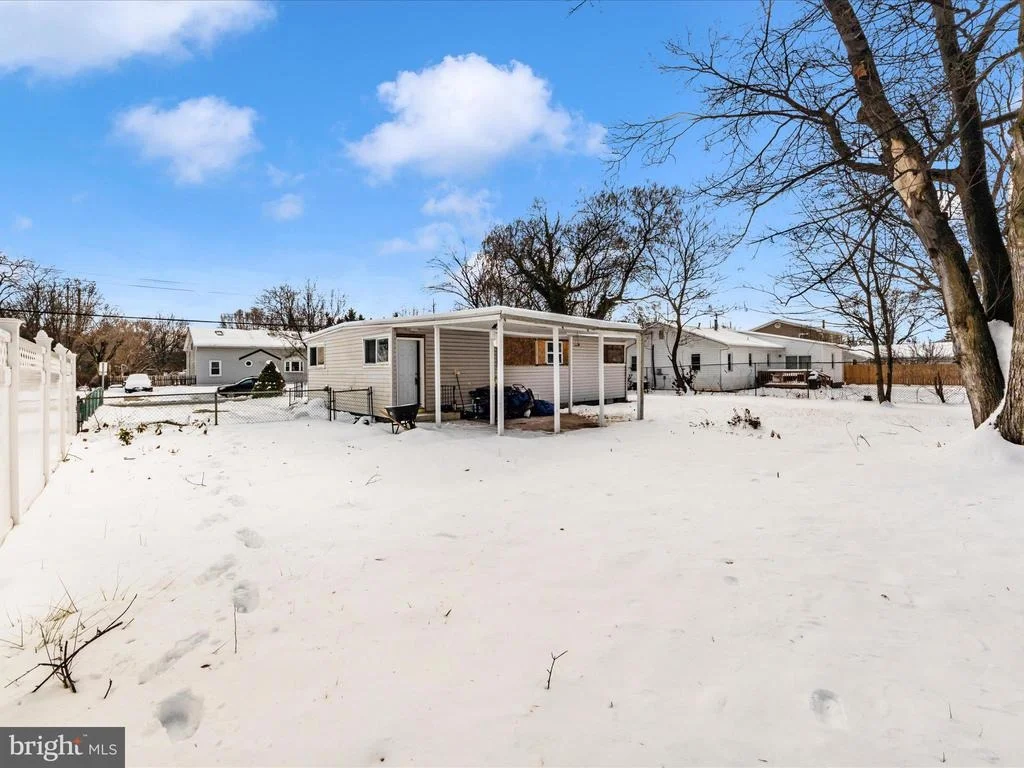 Photo of 492 BRUCE AVENUE