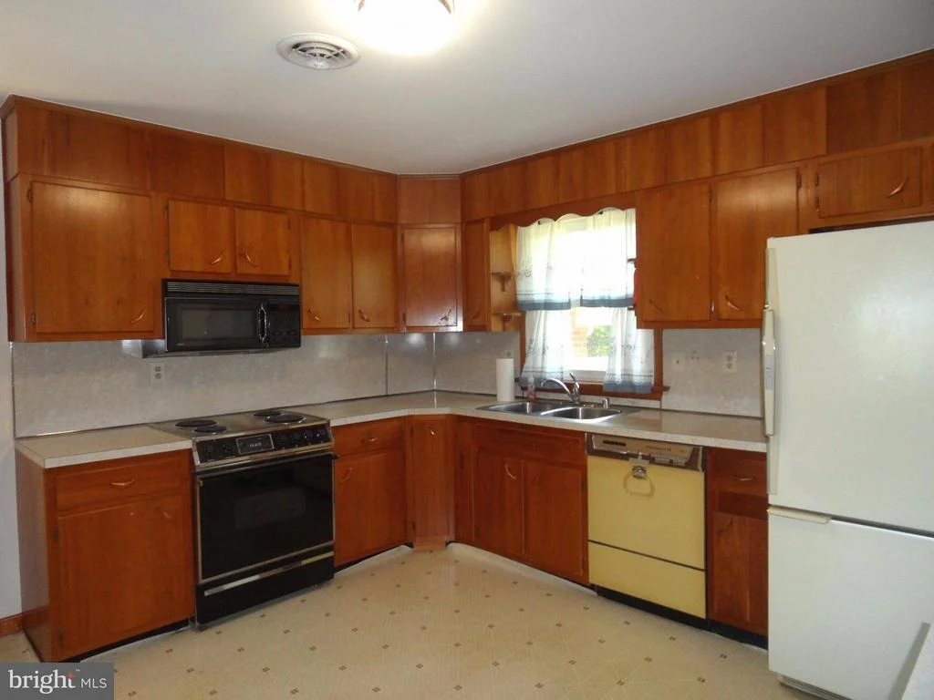 Photo of 5976 GROVE HILL ROAD