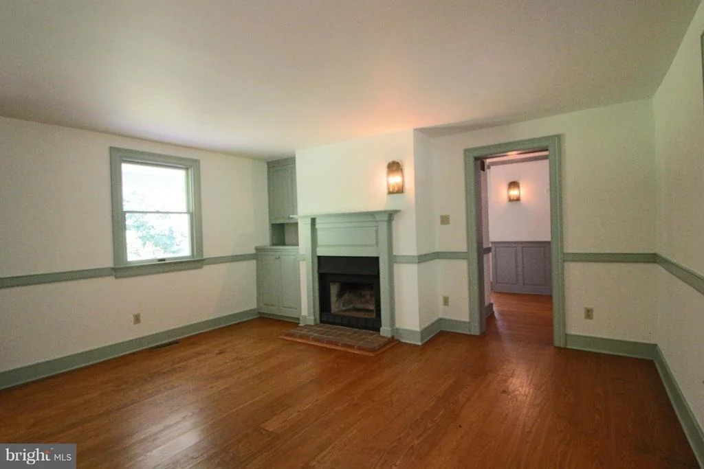 Photo of 220 LEITCH ROAD