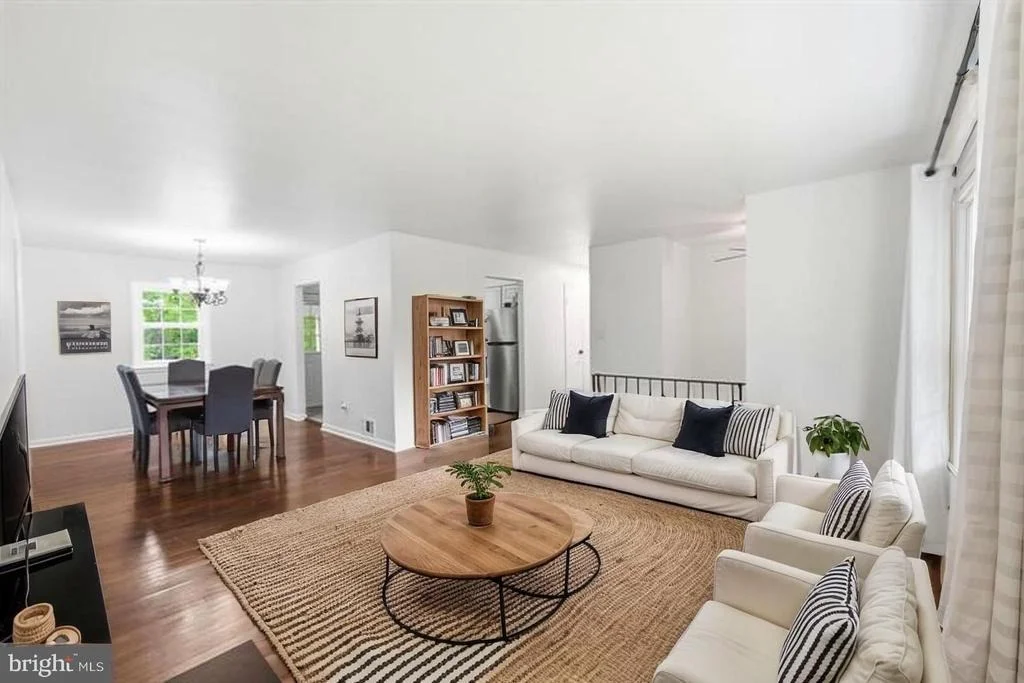 Photo of 9705 LOCUST AVENUE
