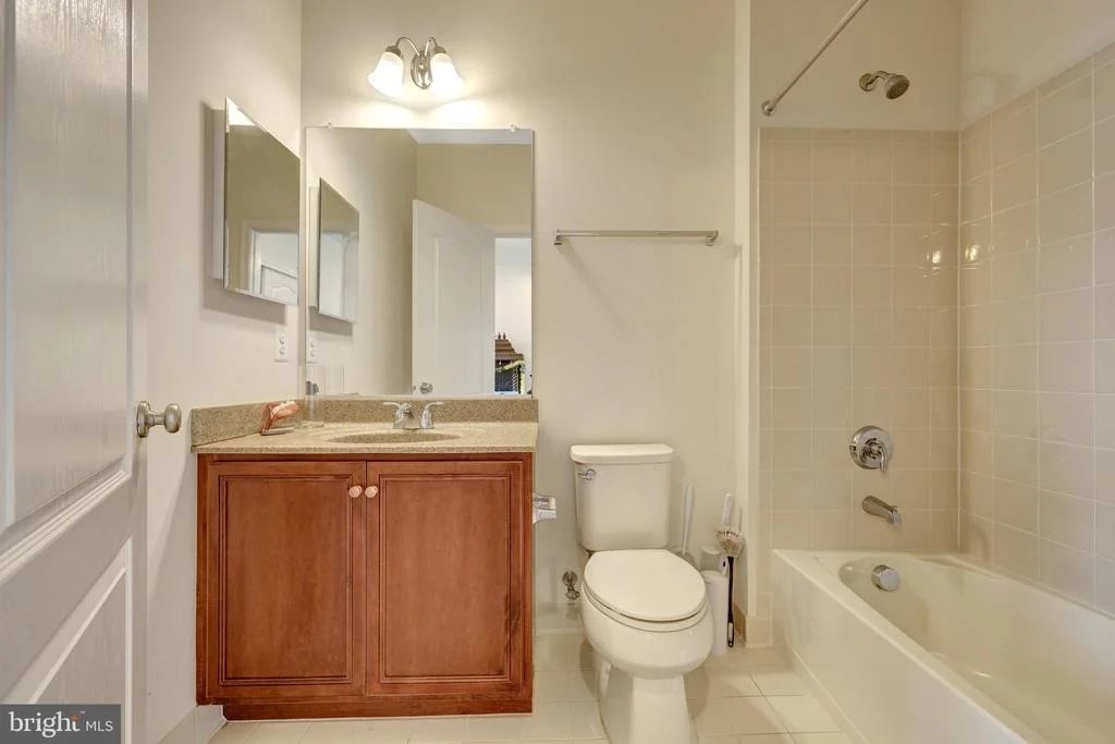 Photo of 24337 EAGLES LANDING PLACE