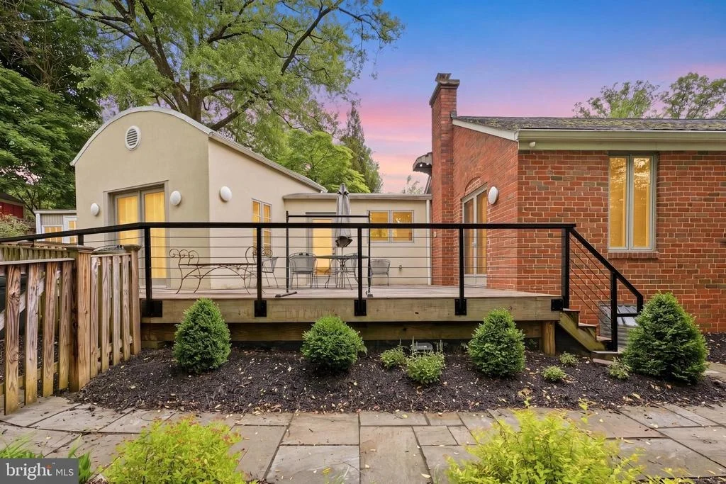 Photo of 9109 BRADFORD ROAD