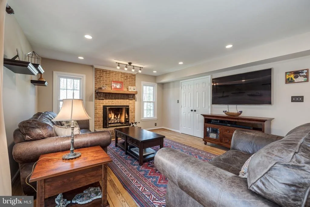 Photo of 7736 HUNTSMAN BOULEVARD