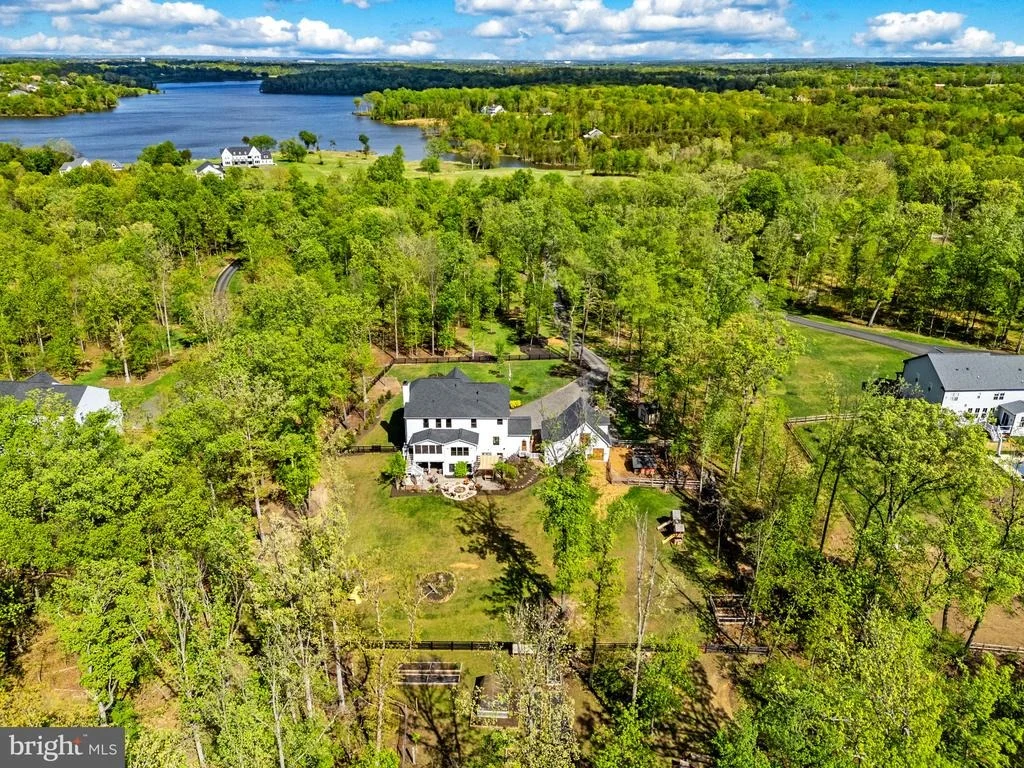 Photo of 8794 BUCKLAND MILL ROAD