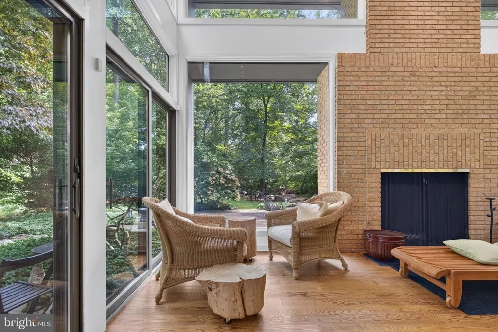 Photo of 24 WHITE OAK DRIVE