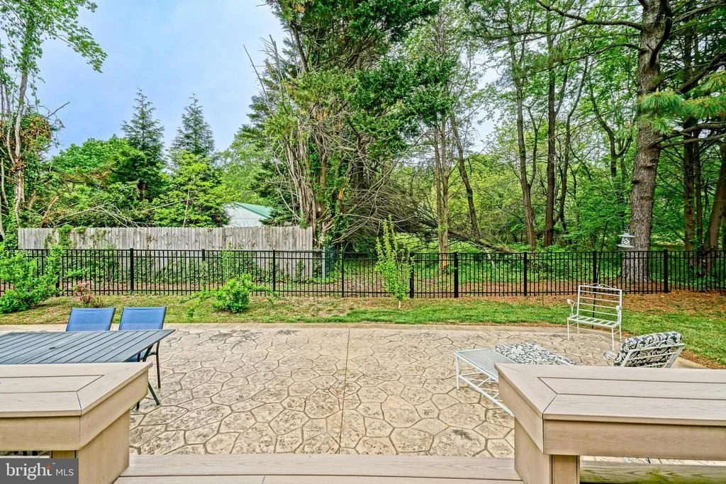 Photo of 5 AINTREE DRIVE