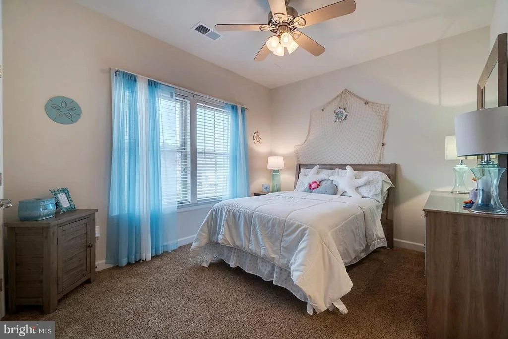 Photo of 38555 GOLDFINCH LANE